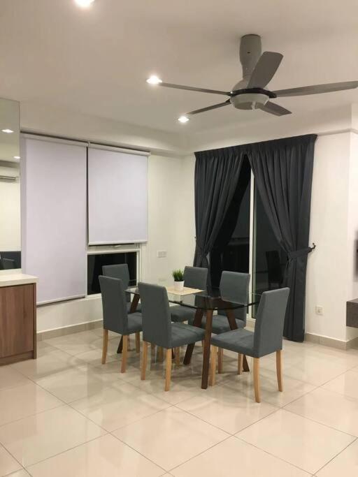 25Th At Manone Apartment George Town Ngoại thất bức ảnh